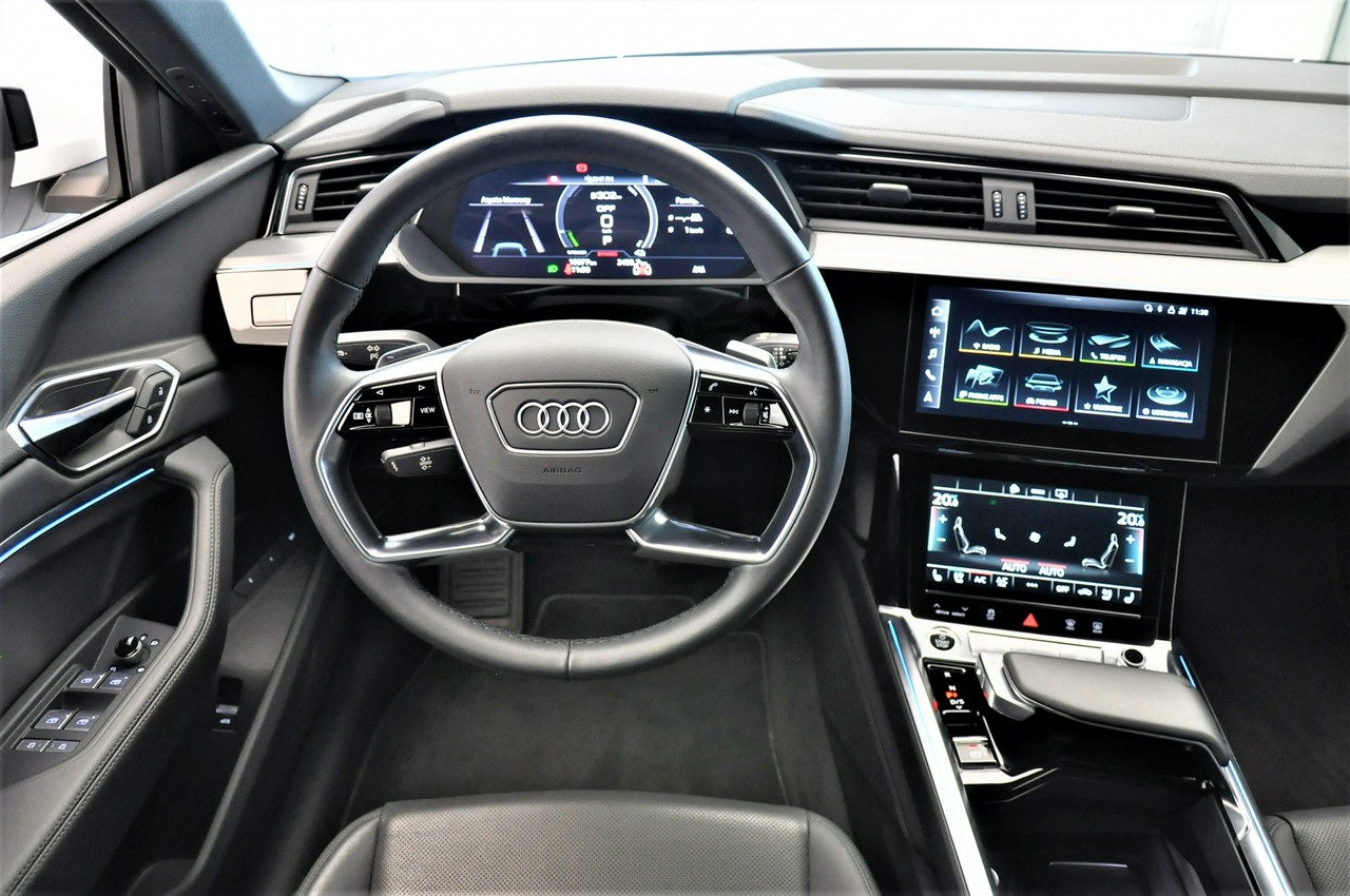 Audi e-tron AKL17DXWG - zdjęcie