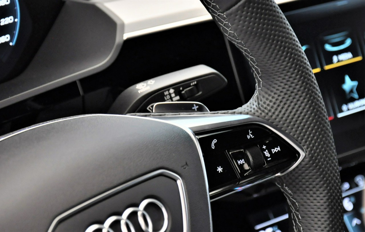 Audi e-tron AKL17H2TF - zdjęcie